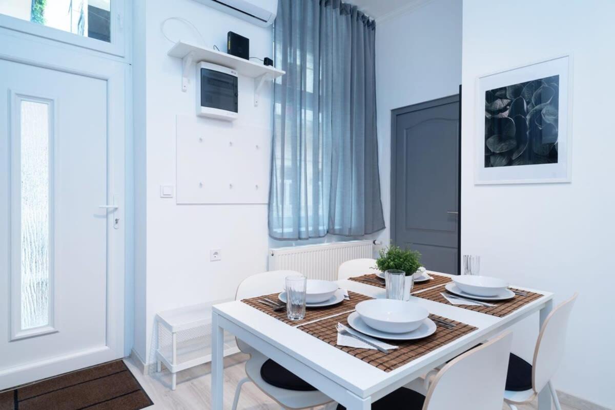 Ideal New Apartment In The Center Budapest Esterno foto